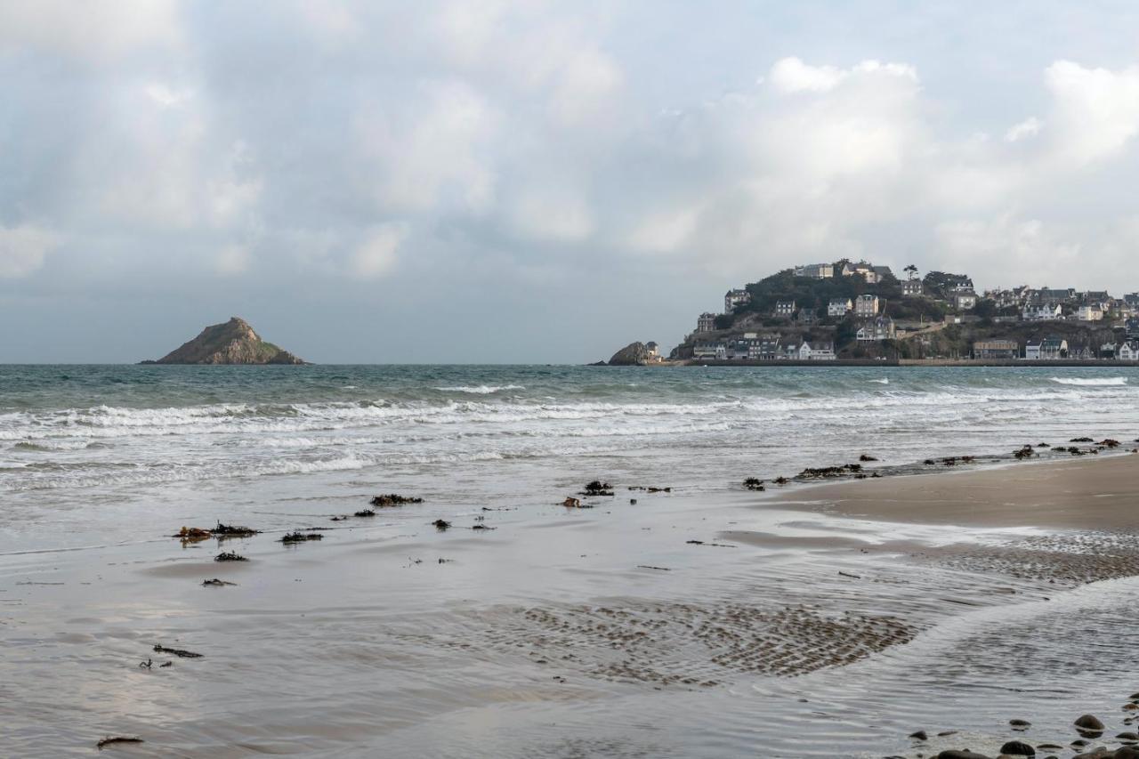 Sejour Pour 6 Face A La Grande Plage De Pleneuf Esterno foto